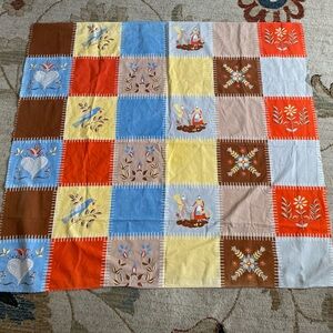 Midcentury PA Dutch folk tablecloth linen Scandinavian